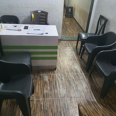 Bapuji Dormitory Hostel Mumbai Exterior foto